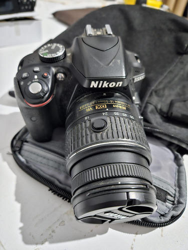 Nikon D3300 + Lente 18 -55 Mm + Bolso - Excelente Estado