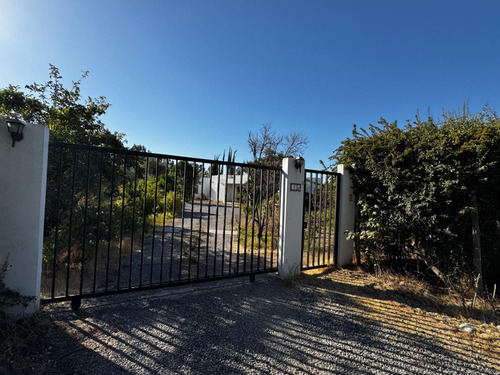 Parcela Adjudicada Por Banco, 5d 4b Condominio Los Ciruelos