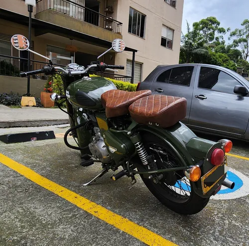 Royal Enfield Classic 500