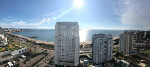 Imagen 16 de 19 de Apartamento En Venta, Mansa, Venta Temporario, 3 Dormitorios , Punta Del Este