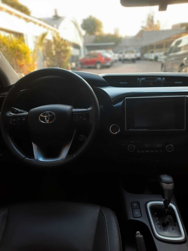 Imagen 8 de 9 de Toyota Hilux 2016 2.8 Cd Srx 177cv 4x4 At