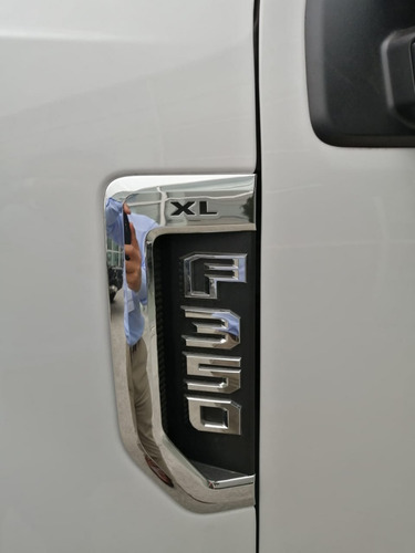 Ford F-350 Xl At