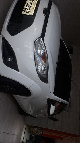 Ford Fiesta Sedan 1.6 Rocam Se Plus Flex 4p 2014