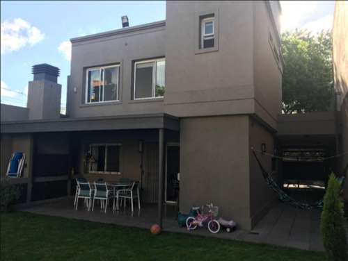 Imagen 12 de 14 de Casa Moderna En Excelentes Condiciones En Castelar Norte