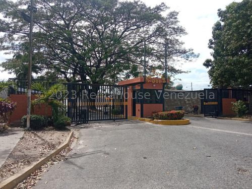 Casa En Venta En Los Overos Sur, Turmero. Ljsa 24-17544