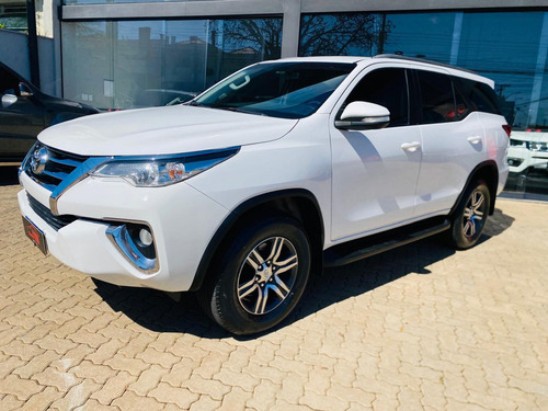 Toyota Hilux SW4 2.7 16V 4P SR FLEX AUTOMÁTICO