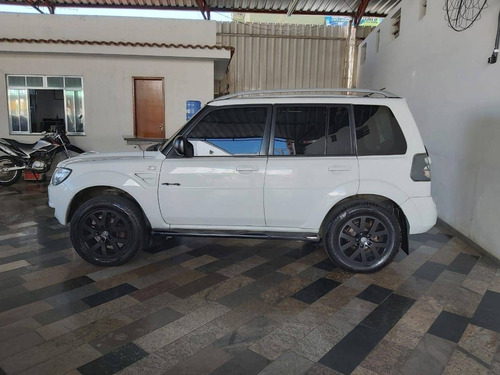 Imagem 6 de 15 de Mitsubishi Pajero Tr4 2.0 4x4 16v 140cv Flex 4p Automático