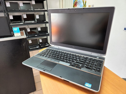 Laptop Dell Core I7 2da Generacion 4gb Ram 500gb Disco 15.6 