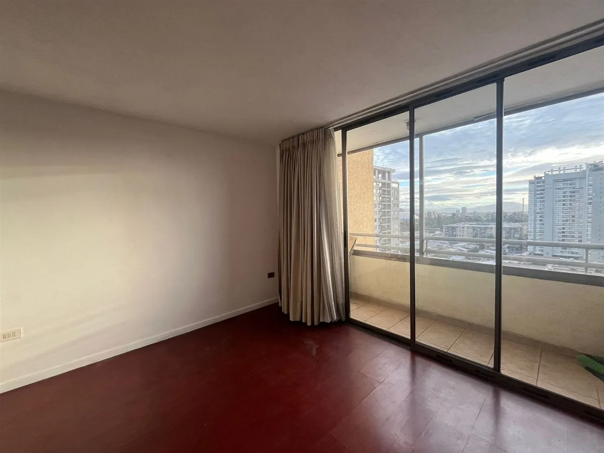 Imagen 2 de 13 de Depto En Arriendo De 2 Dorm. En Santiago A Pasos Del Metro