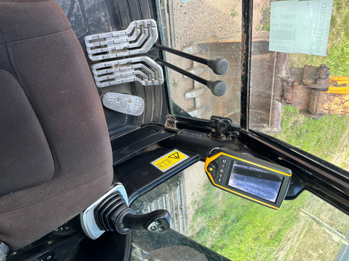 Excavadora Jcb 130