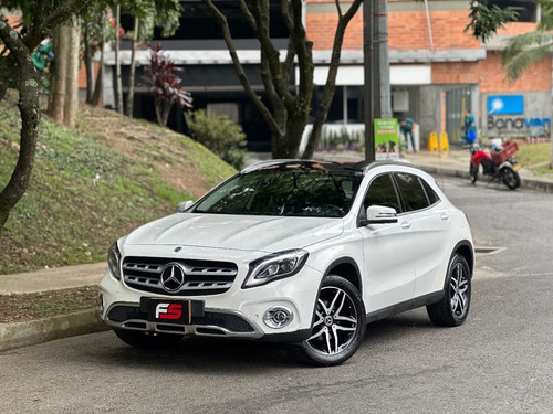 Mercedes-Benz Clase GLA 1.6 Urban