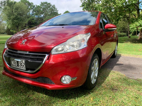 Peugeot 208 1.5 Allure Touchscreen