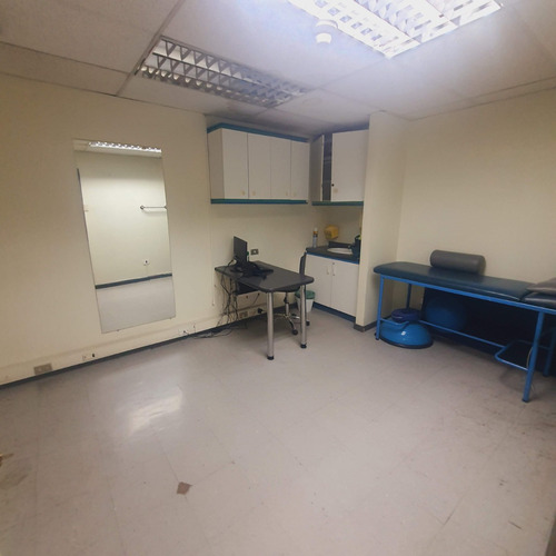 Oficina En Arriendo Centro Médico, Alameda & Estado Stgo Cen