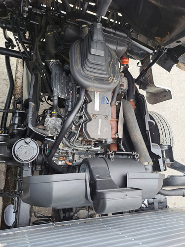 Ford Cargo 815 E Unico Dono Baixo Km Ano 10 Com Bau