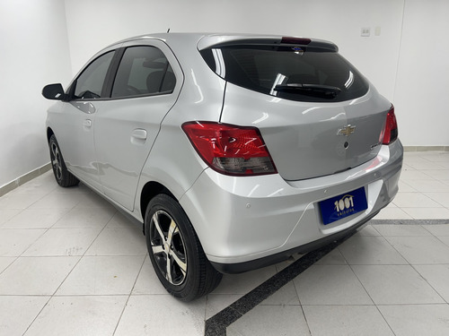 Chevrolet Onix 1.4 MPFI LT 8V FLEX 4P AUTOMÁTICO