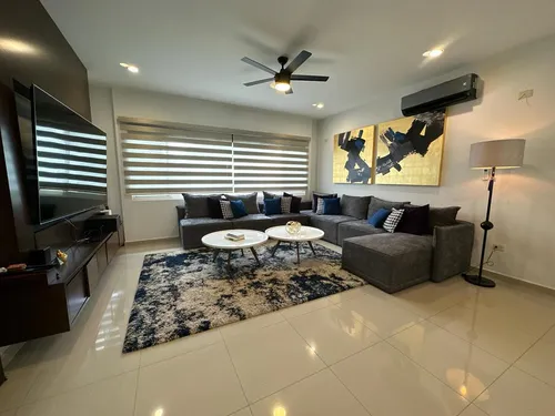 La Herradura, Preciosa Casa En Venta.