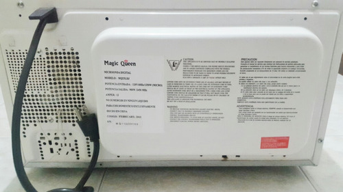 Imagen 4 de 6 de Microondas Digital Magic Queen Blanco Mq23ldj Oferta