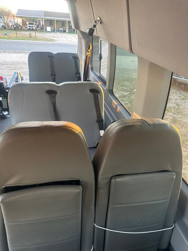 Ford Transit 2.2 Pasajeros Larga Techo Alto Custom Mt