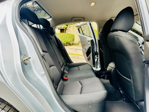 Mazda 3 2.0 Touring At