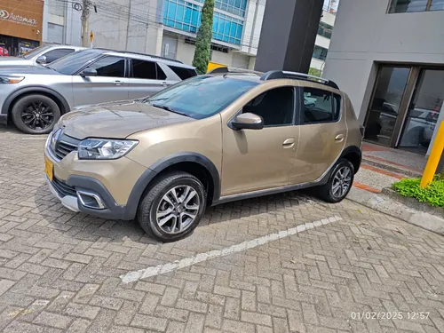Renault Stepway 1.6 Intense Automática