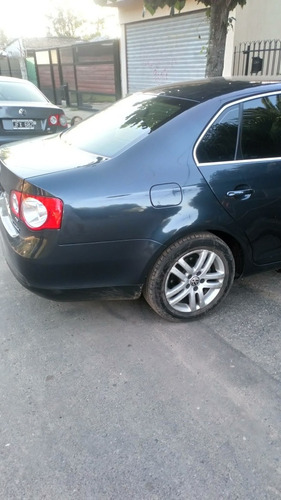 Volkswagen Vento 1.9 I Luxury Dsg 2010