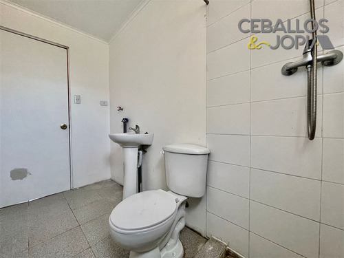 Casa En Venta De 3 Dorm. En Olmué