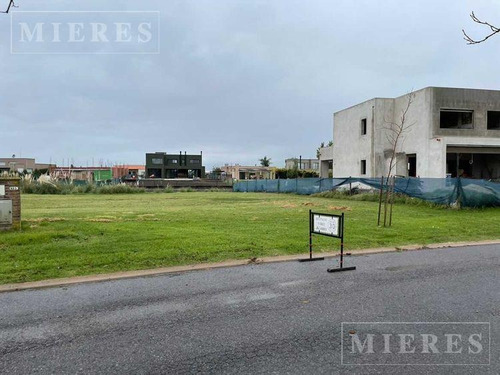 Imagen 3 de 8 de Lote En Venta En El Canton Barrio Norte