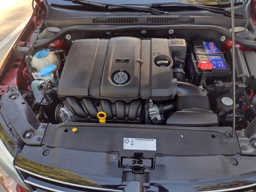 Volkswagen Vento 2.5 Luxury 170cv Tiptronic