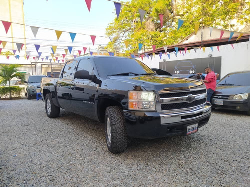 Imagen 2 de 10 de Chevrolet Silverado Lt