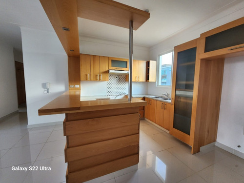 Apto Santiago, Moderno, 236m2 3hab, 4baños, 2 Parqueos Proyecto Cerrado