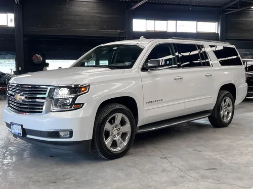 Chevrolet Suburban 5.4 Premier Piel 4x4 At