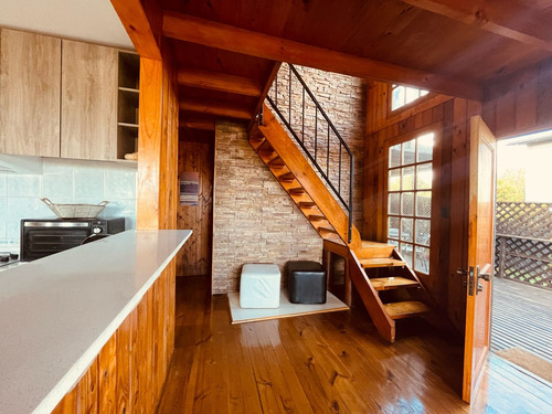 Gran Casa Con Potencial Comercial