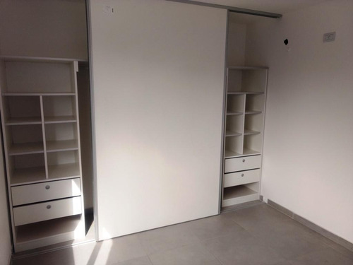Imagen 3 de 17 de Vendo Dúplex De 2 Dormitorios Con Cochera En Barrio Smata Con Plan De Pago
