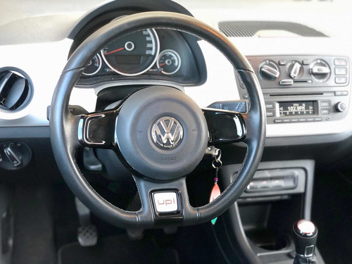 Volkswagen Up! Cross Tsi 1.0 Flex