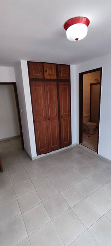 Se Vende Apto En San Isidro