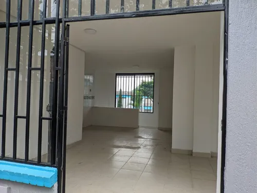 Local Comercial En El Poblado 2 Pereira Risalrada Piso 1 + Bodega Subterranea