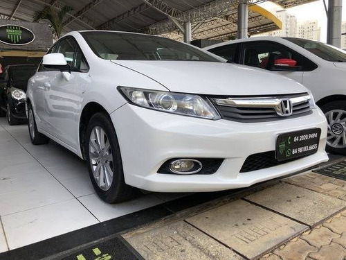 Imagem 2 de 10 de Honda Civic 1.8 Lxs 16v Flex 4p Manual