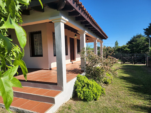 Hermosa Casa En Potrero De Garay Con Excelente Ubicación- 432