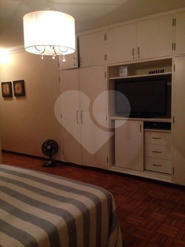 Sobrado 4 Suítes, 5 Vagas De Garagem. Piscina Com Raia Olimpica - 345-im109871