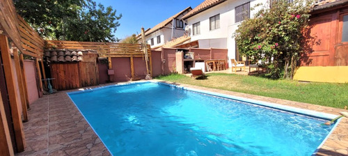 Rebajada!! Casa De 140m2, 4 Dorm Mas Servicio Y Piscina