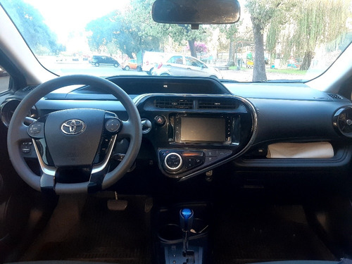 Toyota Prius 1.5 C Hibrido At 2019