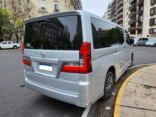 Toyota Hiace 2.8 Tdi 2023 6.000km