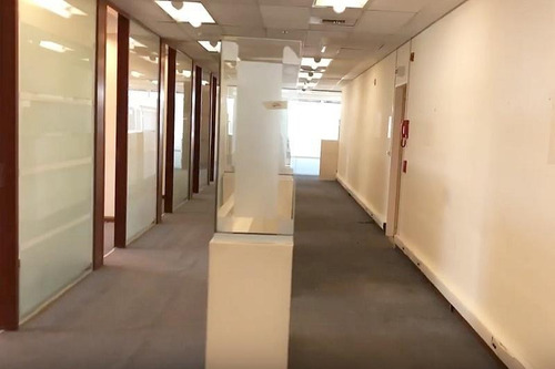 Imagen 8 de 17 de Oficina En Catalinas | Impecable Estado