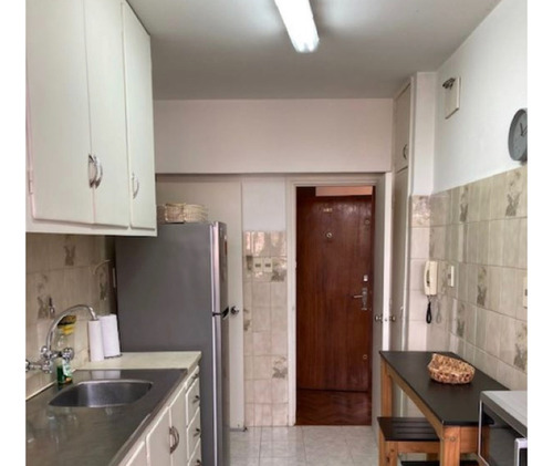 Dueño Alquila Apto 1 Dorm Y 1/2. Muy Cerca Del Mar. Al Frente. Luminoso. Excelente Estado. No Inmobiliarias.