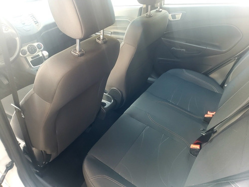 Ford Fiesta Kinetic S 5p Considero Unico!!!