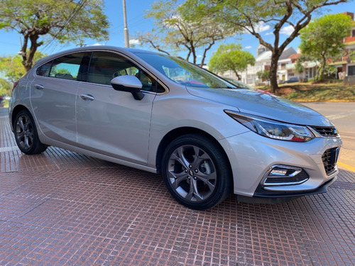 Imagen 3 de 25 de Chevrolet Cruze Ltz 2017 Debajo De Info