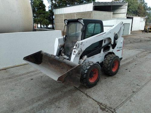 Minicargadora Bobcat S750