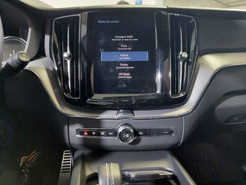 Imagen 14 de 15 de Volvo Xc60 2021 5p Recharge Phev T8 R-design L4/2.0/t Aut