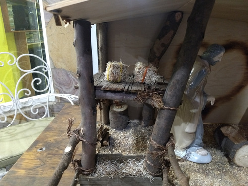 Pesebre Rustico Gde Troncos, Madera P/figuras 30cms Y Pozo (Usado)