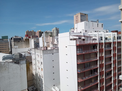 Departamento En Venta 2 Ambientes - Zona Centro, Peatonal, Reciclado A La Calle